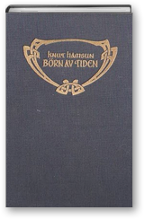 Forsiden av førstutgaven, i originalbind. Foto: Hamsunsenteret.