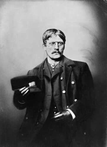 Knut Hamsun avbildet som sporvognskonduktør i Chicago i 1886.